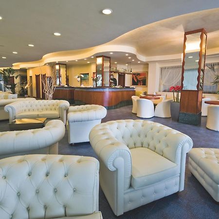 Hotel Foschi-Peninsula Bellaria-Igea Marina Bagian luar foto