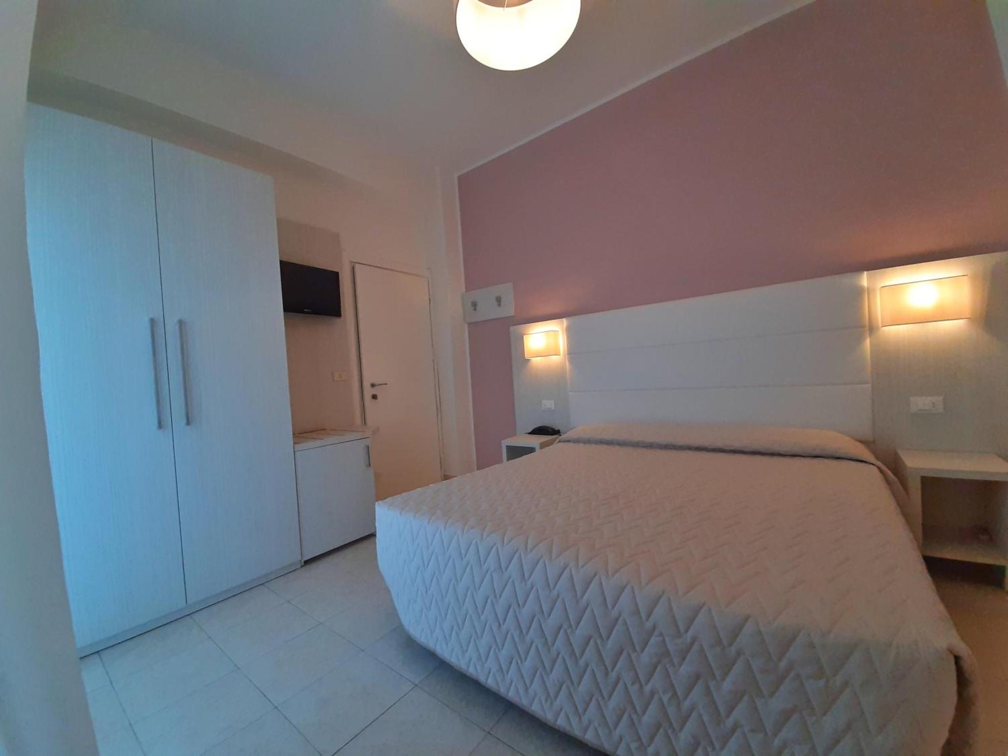 Hotel Foschi-Peninsula Bellaria-Igea Marina Bagian luar foto