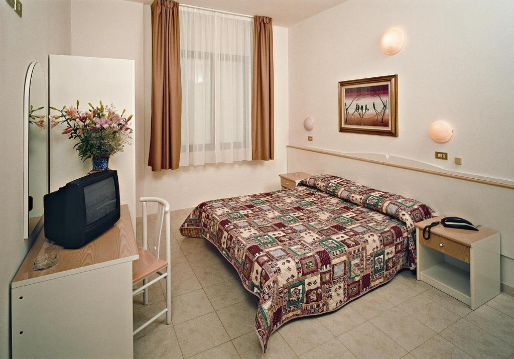 Hotel Foschi-Peninsula Bellaria-Igea Marina Ruang foto