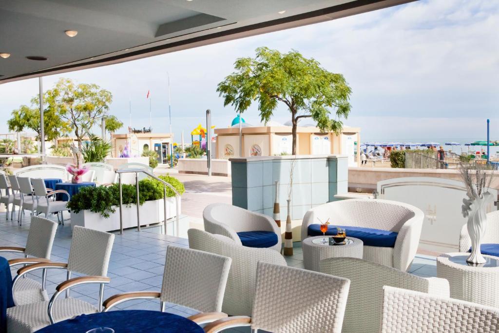 Hotel Foschi-Peninsula Bellaria-Igea Marina Bagian luar foto