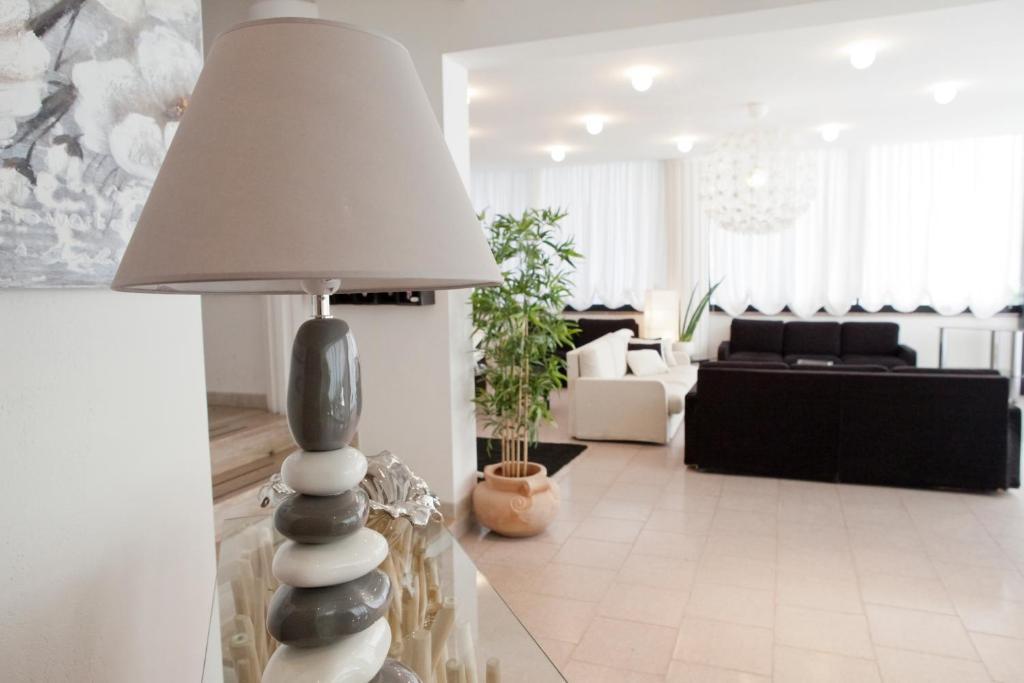 Hotel Foschi-Peninsula Bellaria-Igea Marina Ruang foto